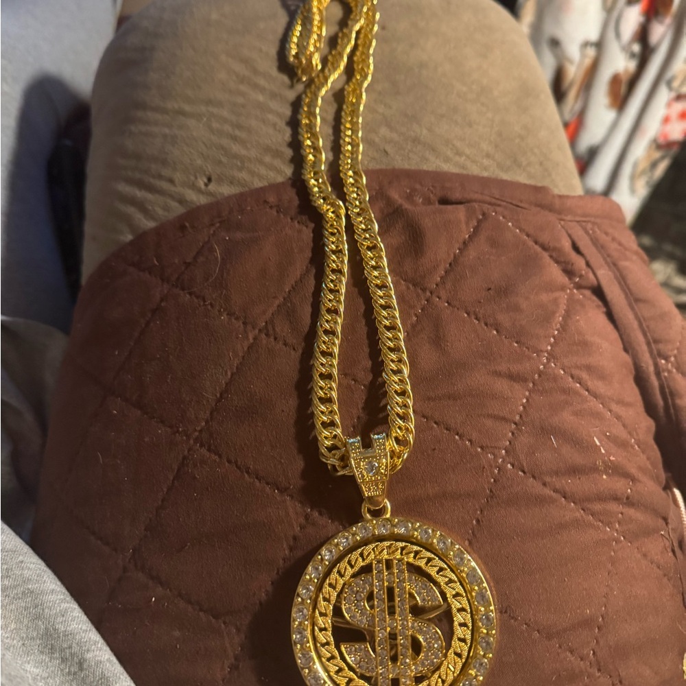 Gold Pendant Necklace with Crystal Accents